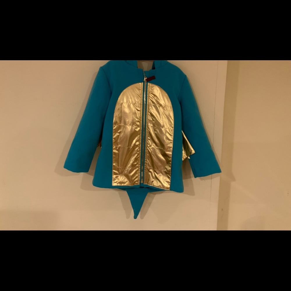 Cat&Jack children’s zip up jacket.